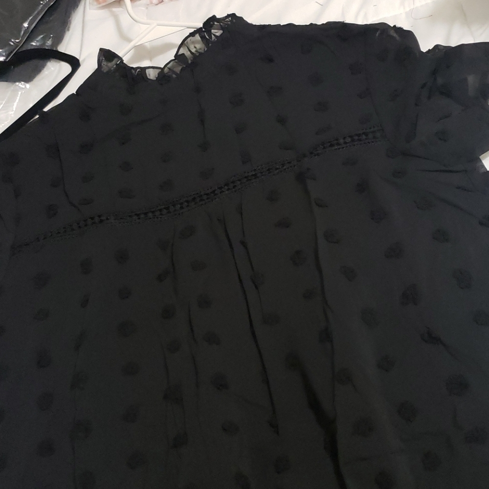 ♥️New boutique black swiss dot top - Picture 7 of 7